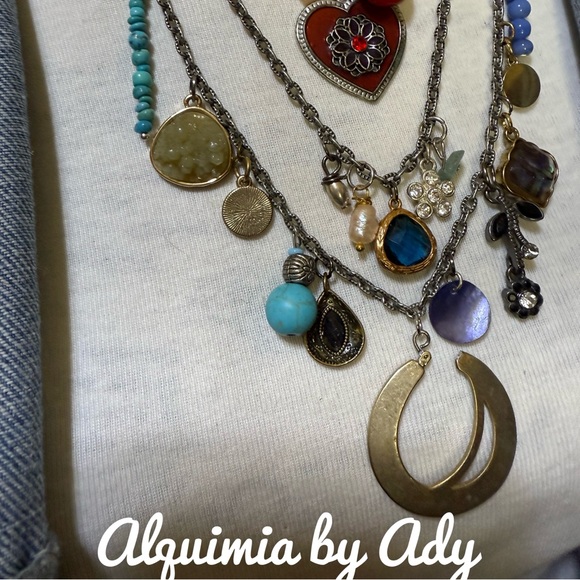 Multi charms layered turquoise necklace - Picture 7 of 11